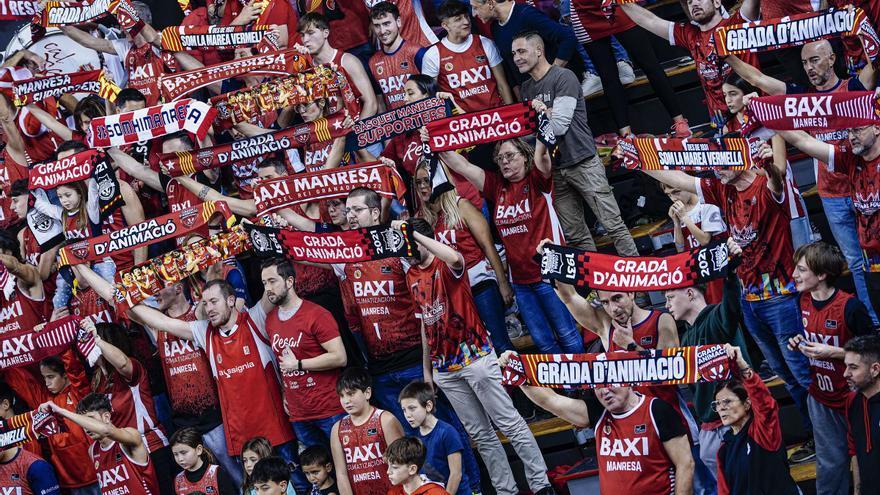 Marea vermella a Manresa pel partit del Baxi contra l&#039;Andorra