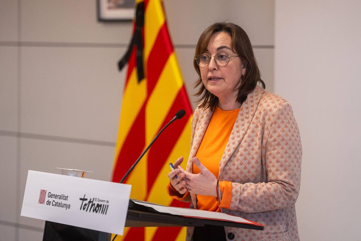 Barcelona. 22/01/2026 Sociedad. La consellera de Territori, Sílvia Paneque, ofrece una rueda de prensa para detallar los términos del acuerdo alcanzado tras los incidentes en el servicio ferroviario de Catalunya. Foto: Zowy Voeten / El Periódico