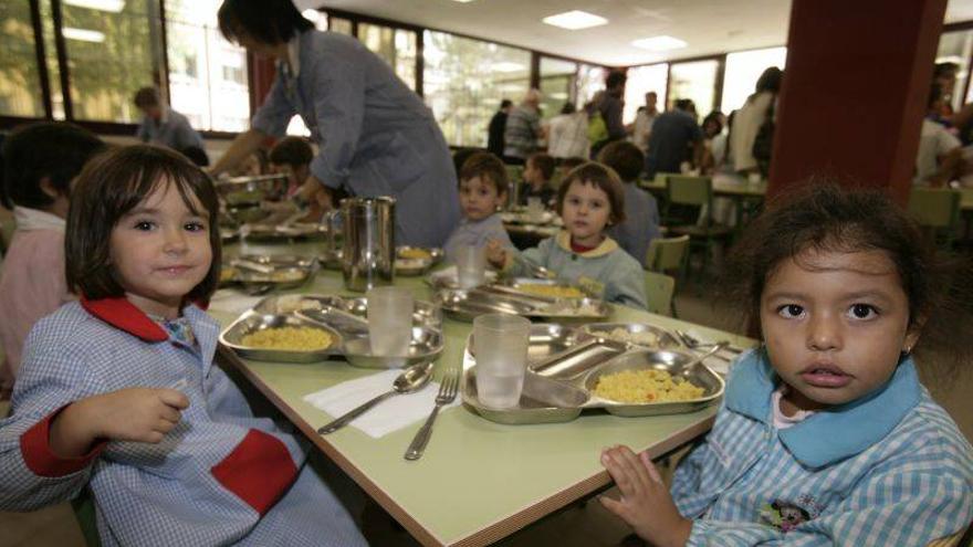 Los padres hacen frente común contra el sistema de becas