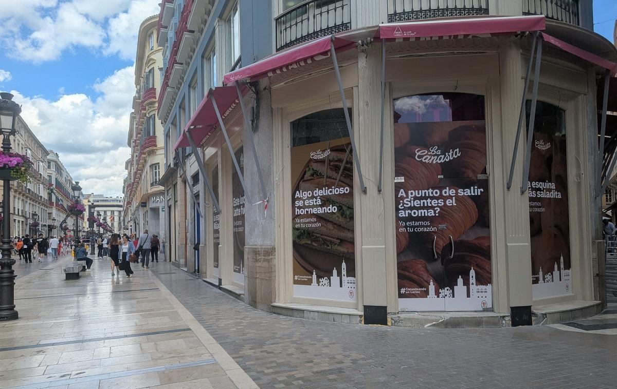 El establacimiento de la calle Larios que ocupará La Canasta, y que hasta el año pasado albergaba a la pastelería Lepanto.