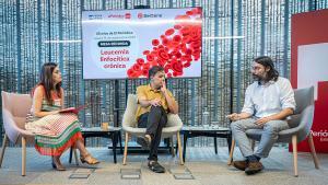 Un momento del debate moderado por la periodista Núria Bonet en el que Roncero y Abrisqueta lanzaron un mensaje optimista de cara al presente y futuro inmediato para los pacientes de LLC.