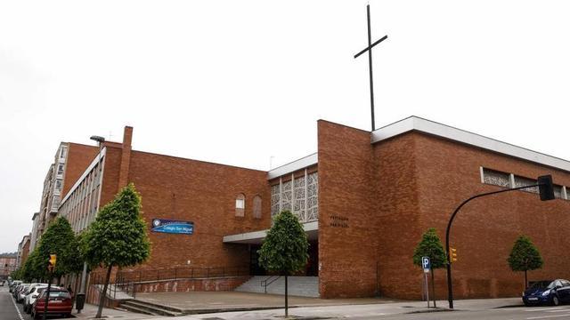 El colegio San Miguel considera "procedente" el despido de la docente acusada de abusos