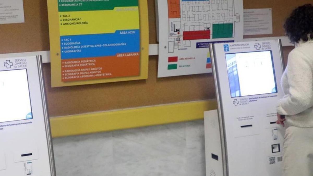 El “punto de información multimedia” será similar en apariencia a los que ya funcionan en hospitales del Sergas.