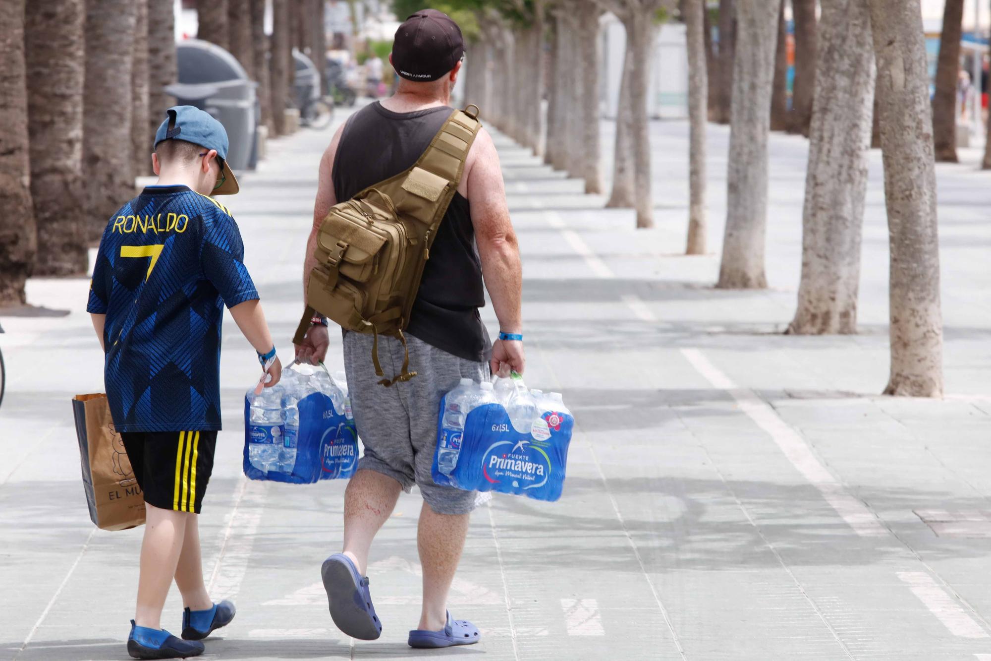 Récord de temperaturas en Ibiza y Formentera: las imágenes del calor