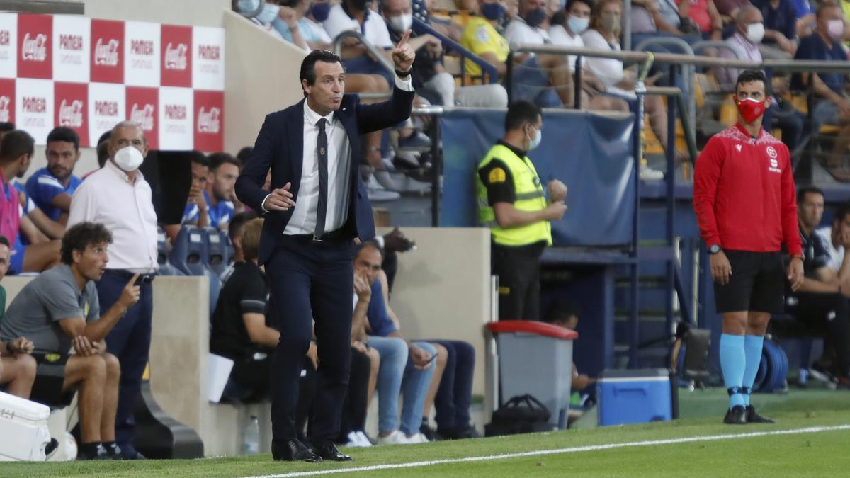 Unai Emery, en el encuentro del estreno liguero ante el Granada en La Cerámica.