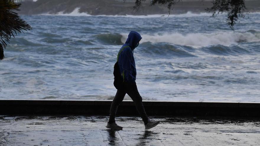 Después de la borrasca 'Alex', llega a Galicia, 'Bárbara', el segundo frente del otoño. // Víctor Echave