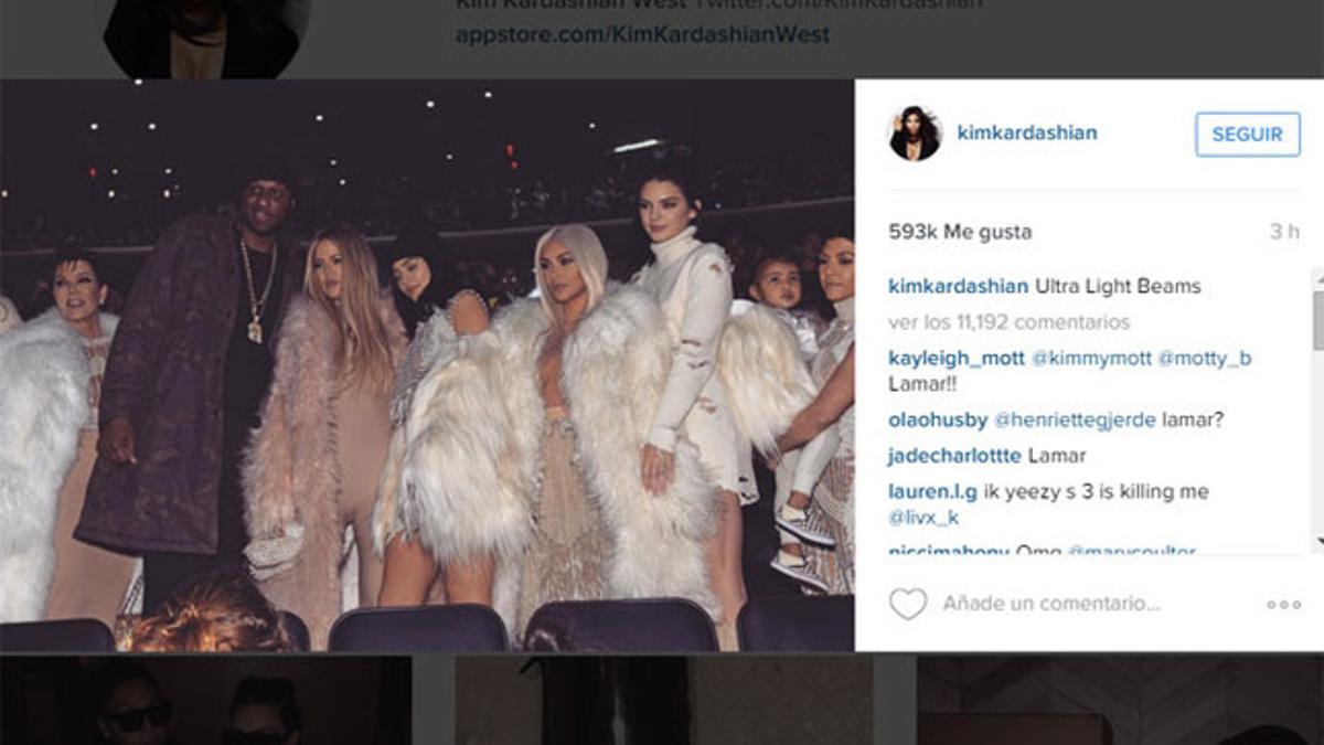 Lamar Odom posa junto a las Kardashian