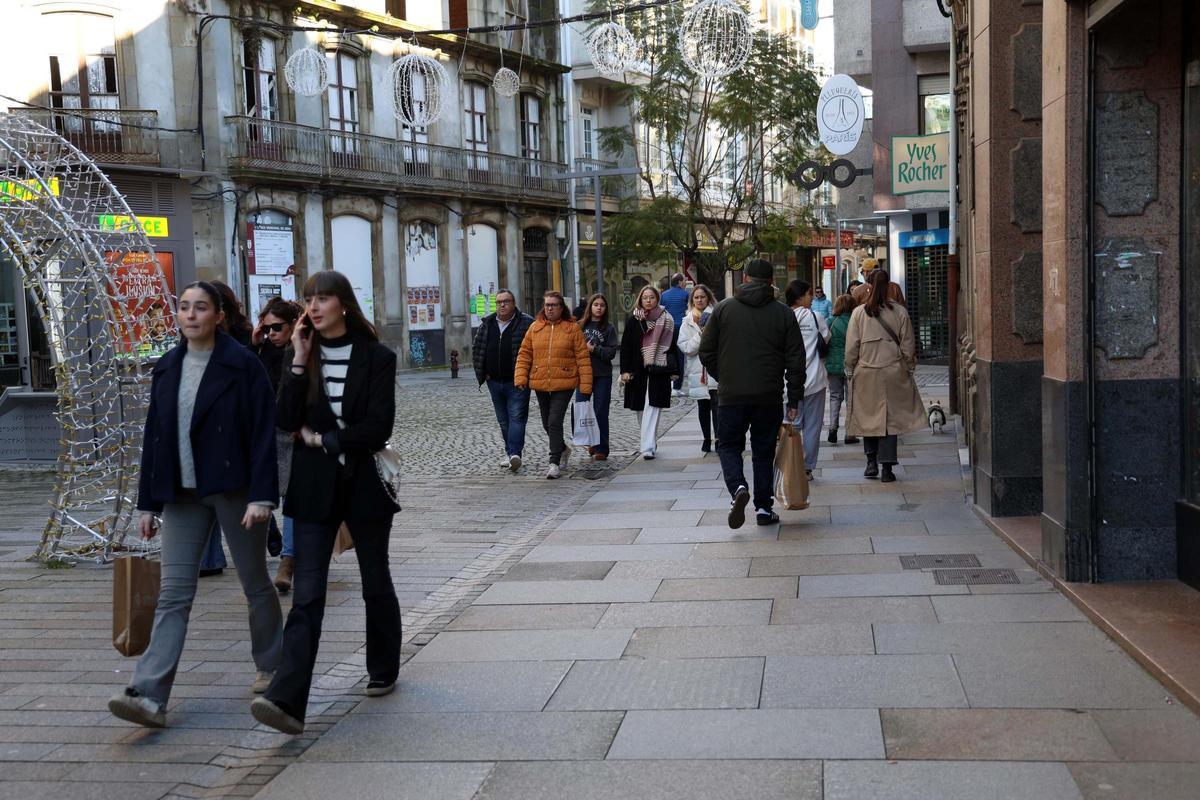 La calle Alcalde Rey Daviña, ayer.