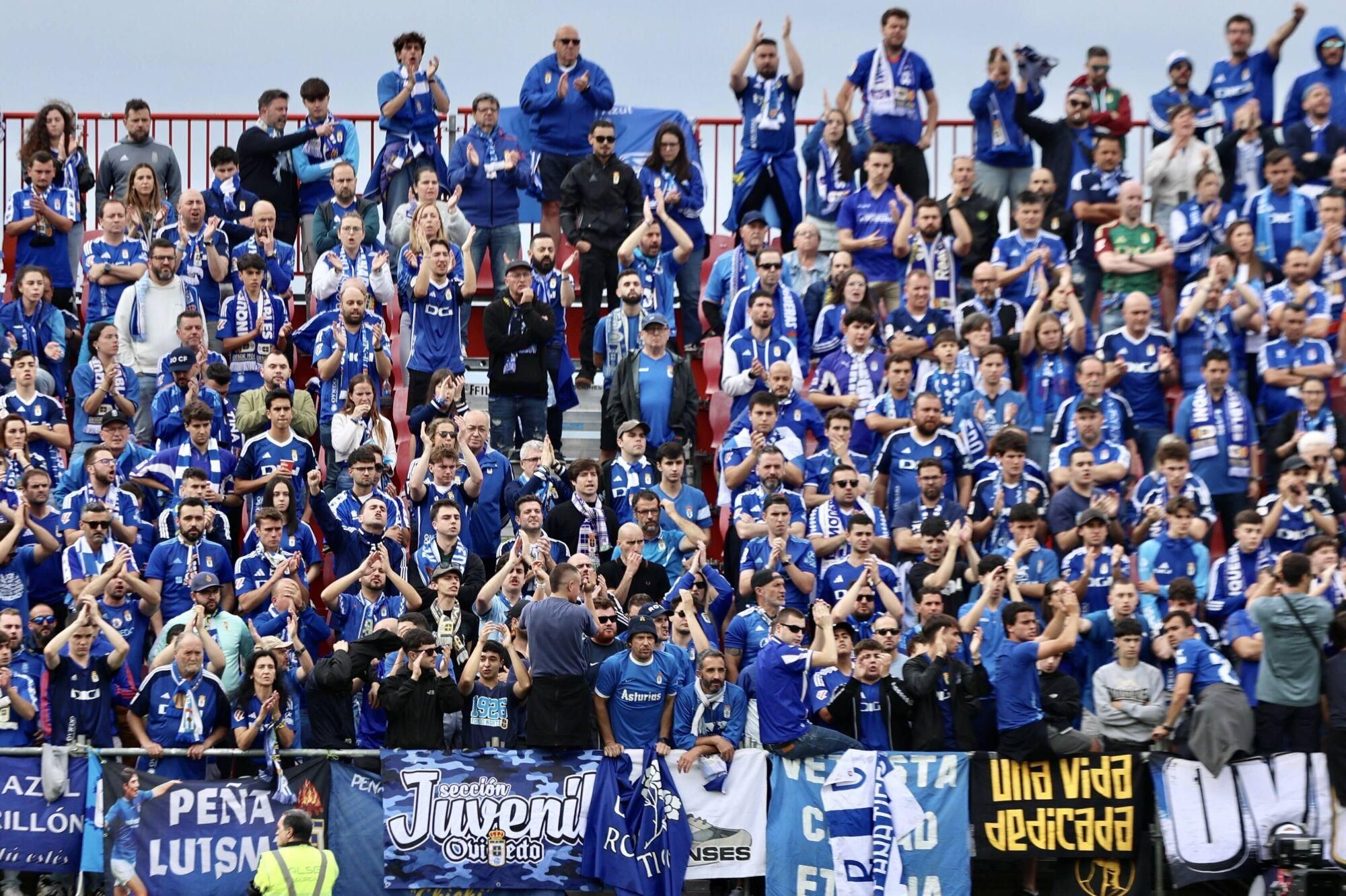 EN IMÁGENES: Ambientazo en el primer partido de la final por el ascenso a Primero entre Mirandés y Real Oviedo