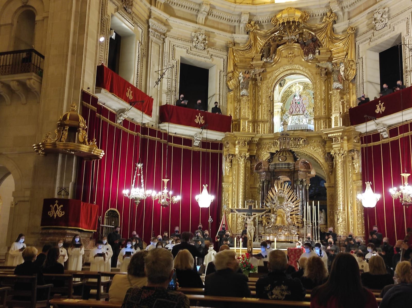 Viernes Santo con las voces de la Capella, Coro Juvenil y Escolanía del Misteri d'Elx