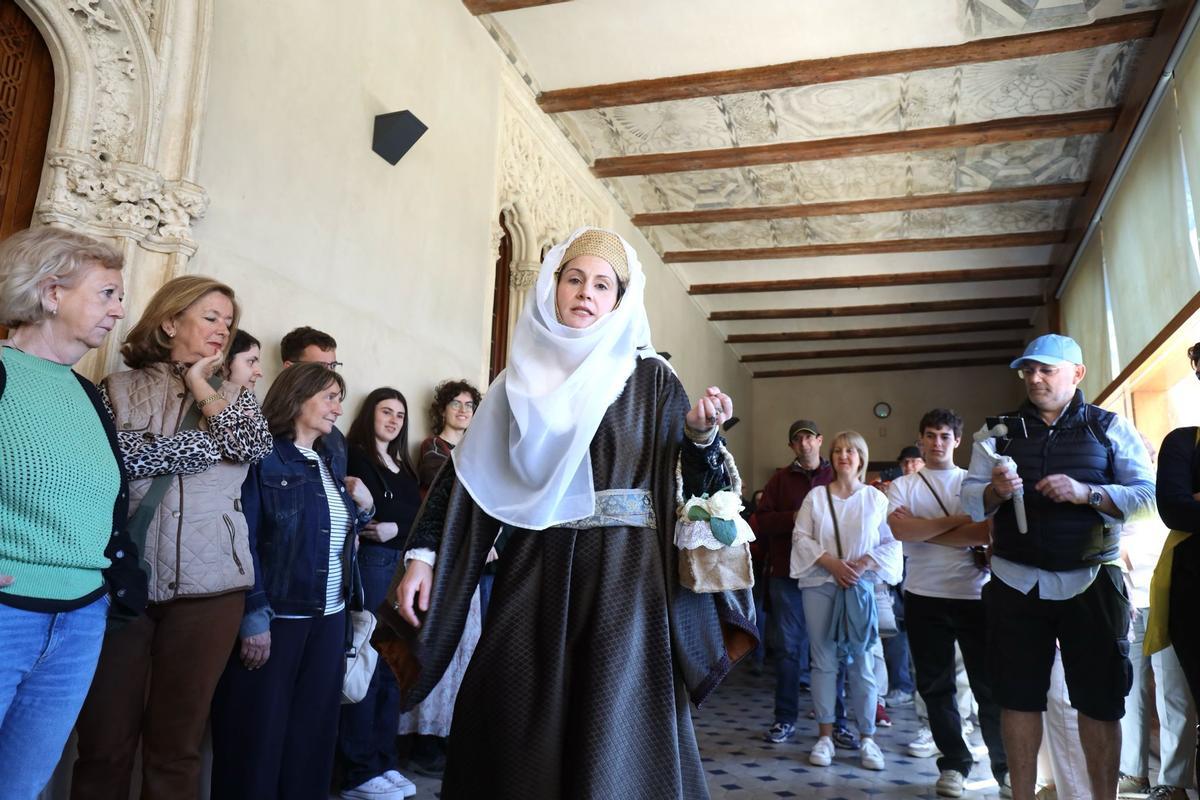 En imágenes | Primer día de puertas abiertas del palacio de La Aljafería