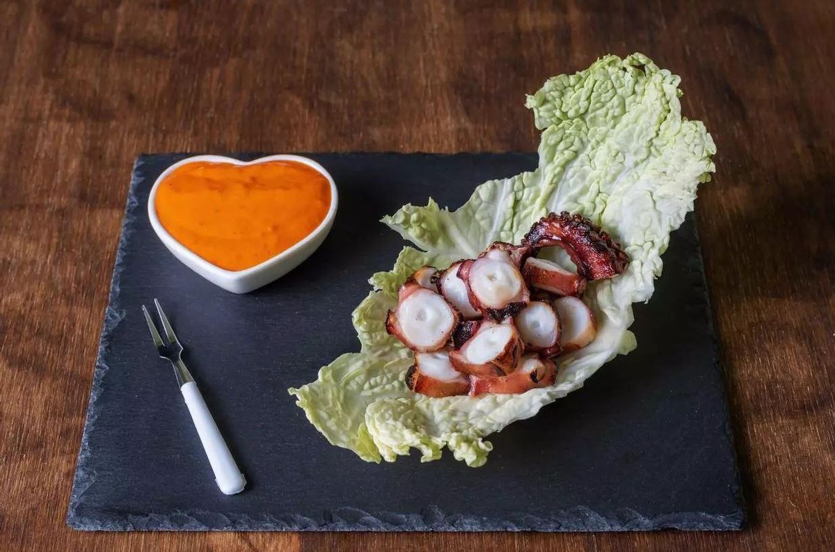 Pulpo aliñado con mojo