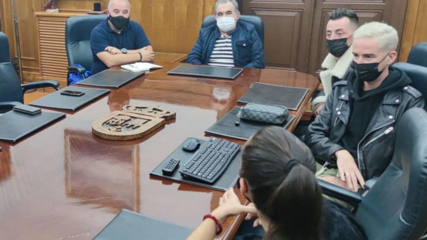 Reunión con los hosteleros de la zona. | // FDV