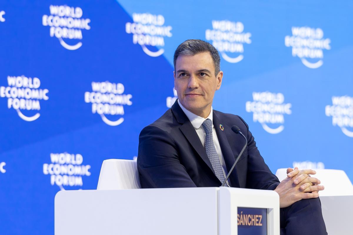 Sánchez advierte en Davos del peligro del ascenso de la ultraderecha para las democracias europeas