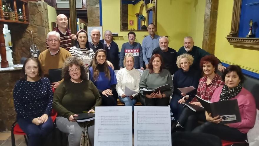 La canción tradicional asturiana regresa a los chigres de Mieres