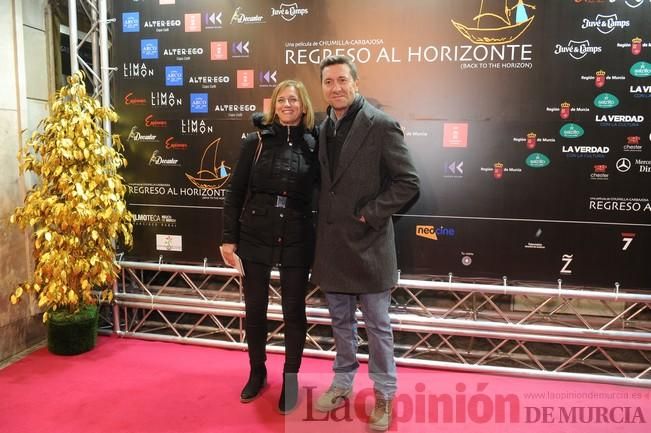 Estreno de 'Regreso al horizonte' en el cine Rex