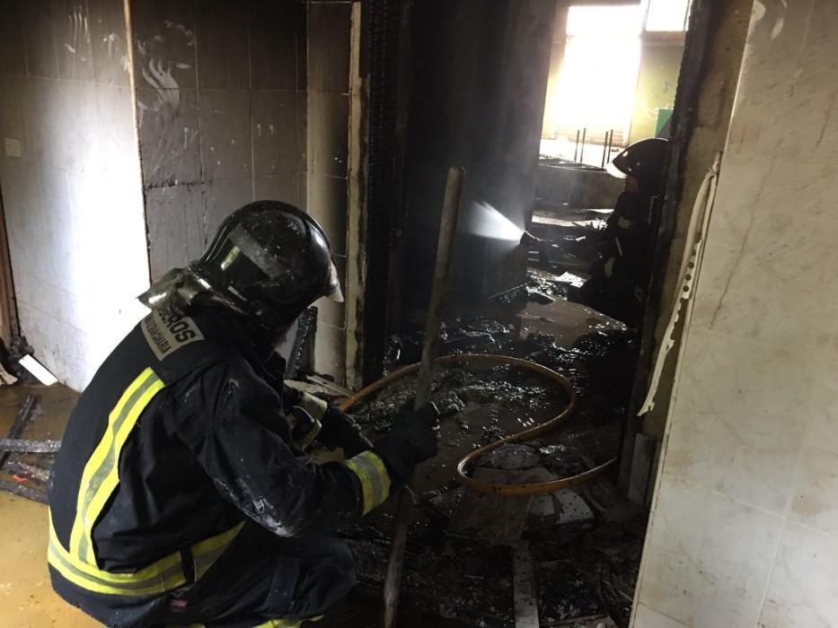 Incendio en el colegio Europa, en Jinámar