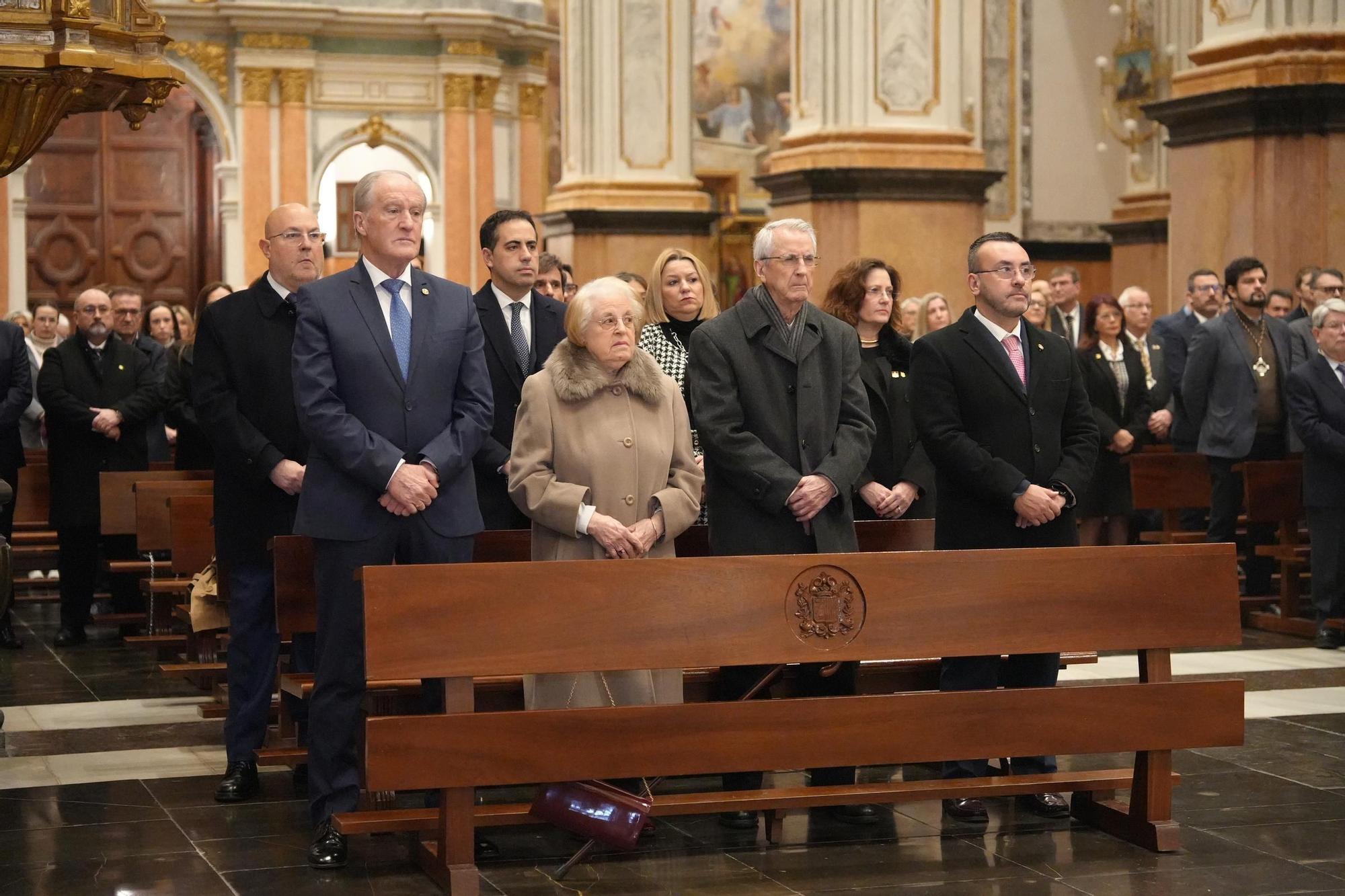 Las fotos de la misa para conmemorar el 50º aniversario de la Junta Central de Semana Santa de Vila-real