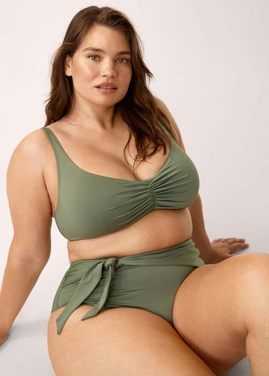 En Mango están los bañadores y bikinis para talla grande (de la XXL a la  4XL) más bonitos y favorecedores - Woman