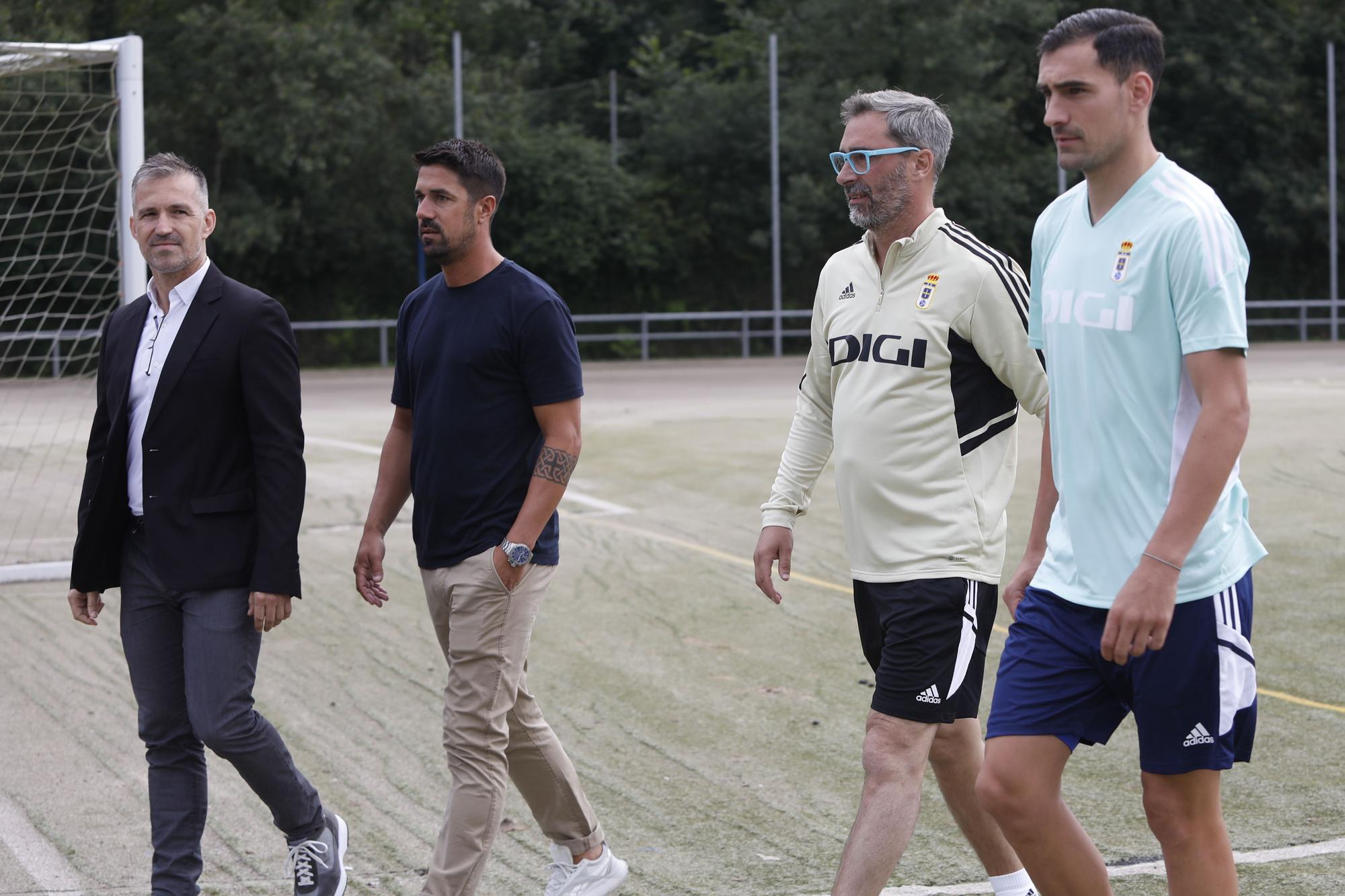 EN IMÁGENES: el primer entrenamiento del Oviedo