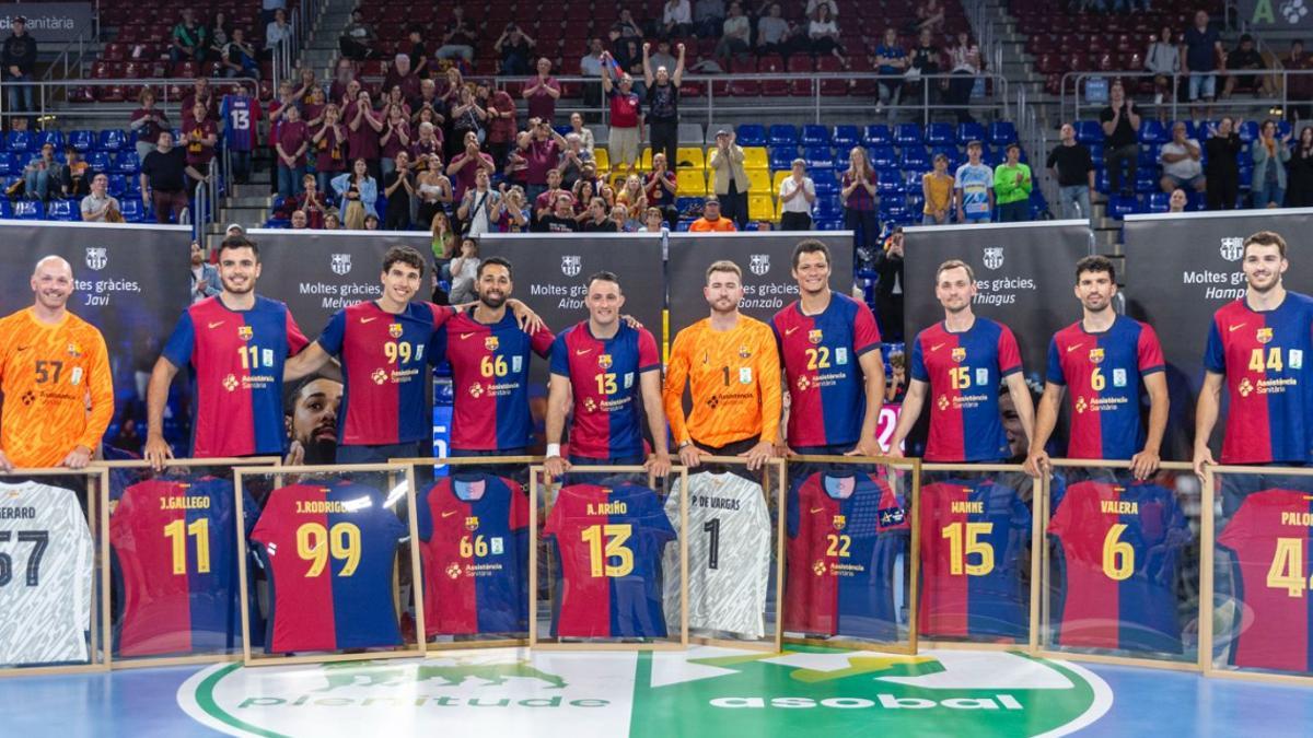 El Palau despidió a 10 jugadores