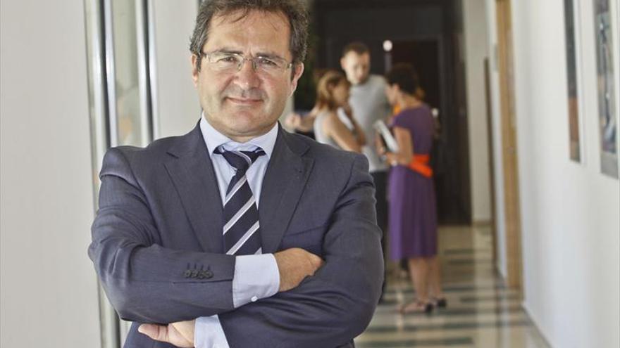 Rafael Pacheco opta a la secretaría provincial de los socialistas de Cáceres
