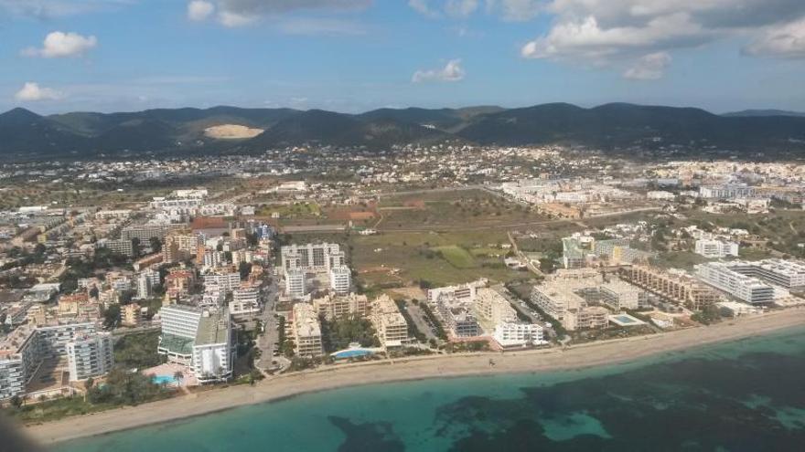 El invierno no frena el alquiler turístico: cerca de mil viviendas se ofrecen en enero en Ibiza y Formentera
