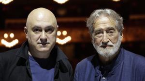 El director de escena Calixto Bieito y el director musical Jordi Savall posan en el Liceu, el pasado 29 de junio