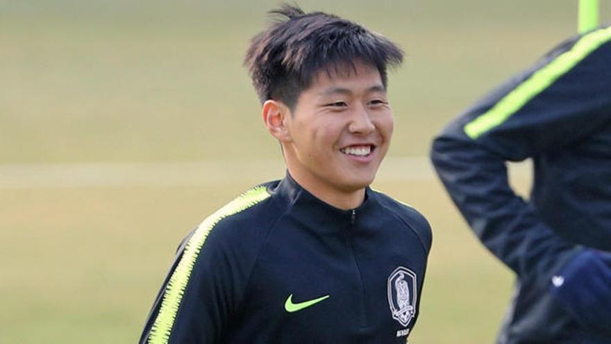 Kang In Lee ya golea con Corea frente a Ecuador