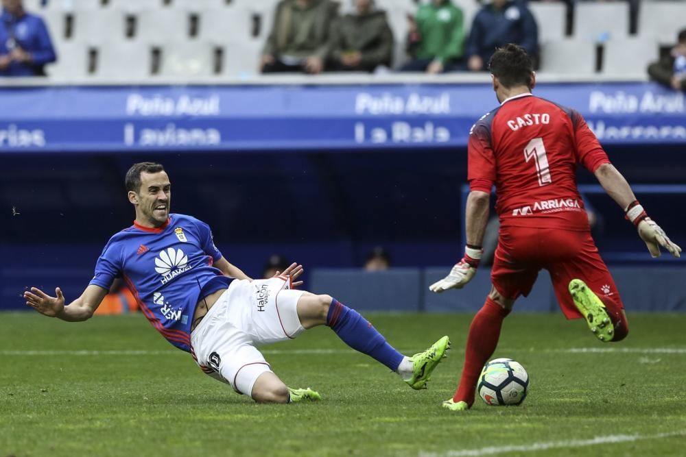 El partido entre el Oviedo y el Alcorcón, en imágenes