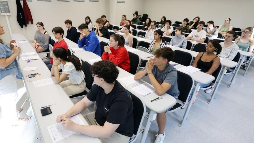 Examen a la nueva selectividad: «Aprobar aprobarán, pero no con tan buena nota»