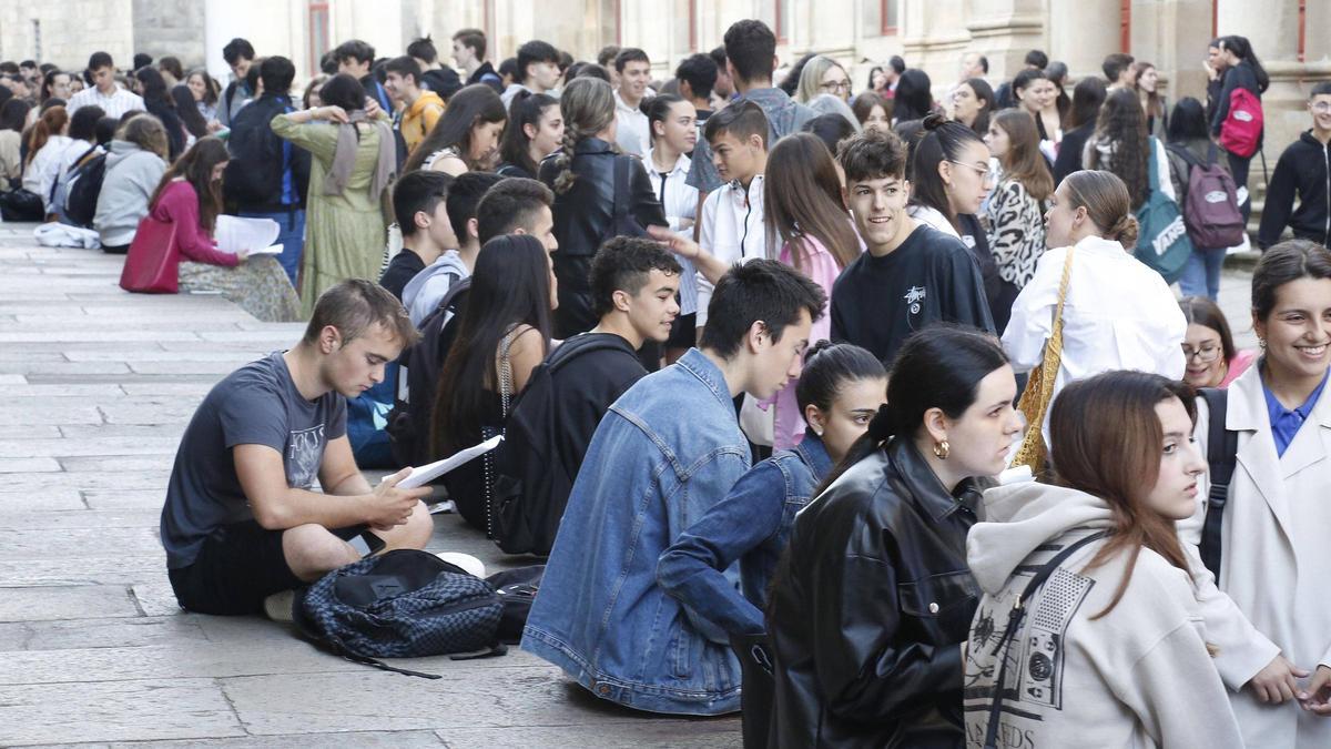 Estudiantes que realizaron la Selectividad el pasado mes de junio de 2023 en la Facultade de Medicina de la Universidade de Santiago