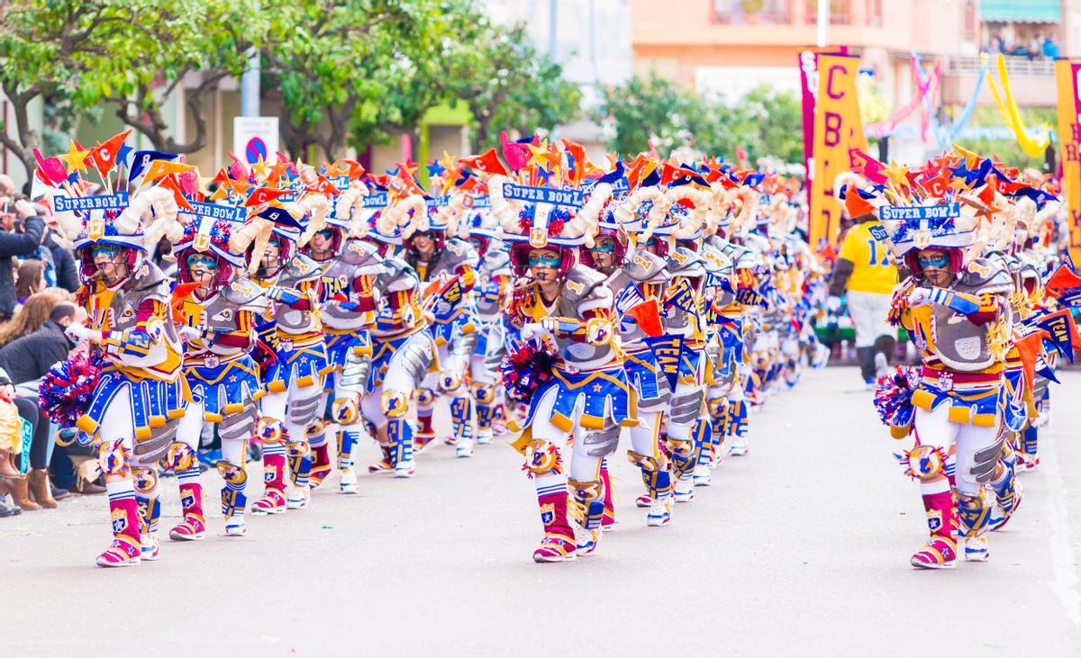 Un desfile en una edición anterior del Carnaval de Badajoz.