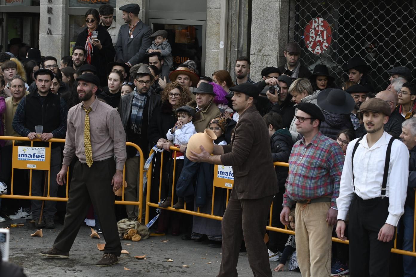 Vuelan 'olas' en Xinzo: así fue el Domingo Oleiro de Entroido