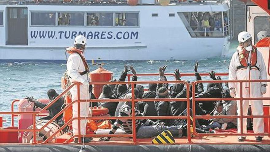 Rescatadas 41 personas en cádiz