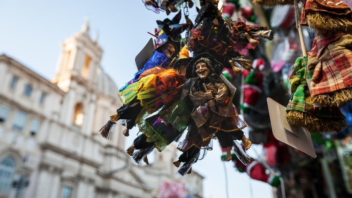 La Befana: la bruja buena italiana que reparte regalos la misma noche que los Reyes Magos