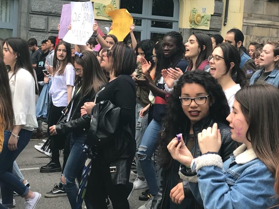 Estudiantes asturianos se manifiestan contra la sentencia de "La Manada"