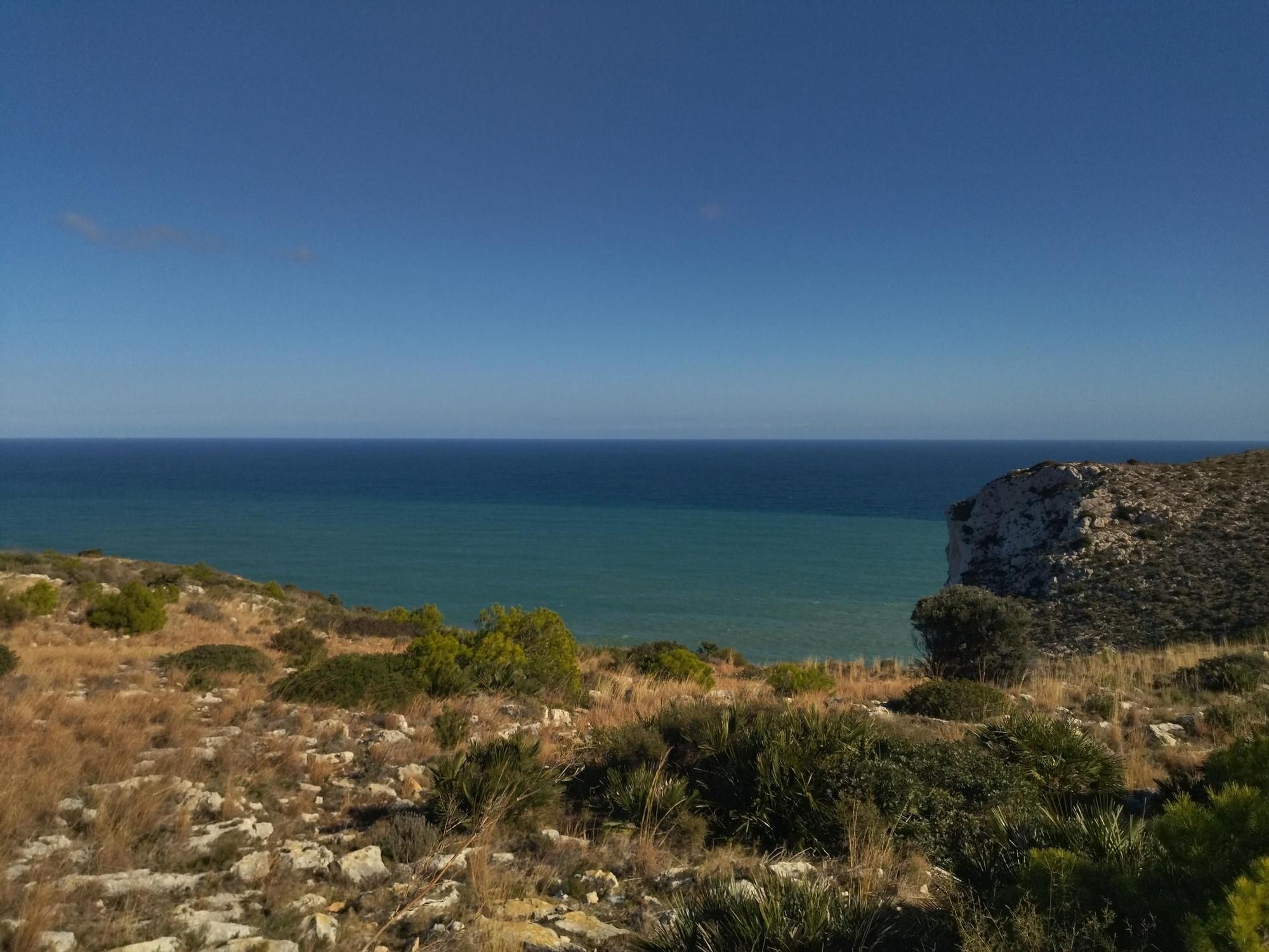 Un mar de contrastes (azules) en Xàbia