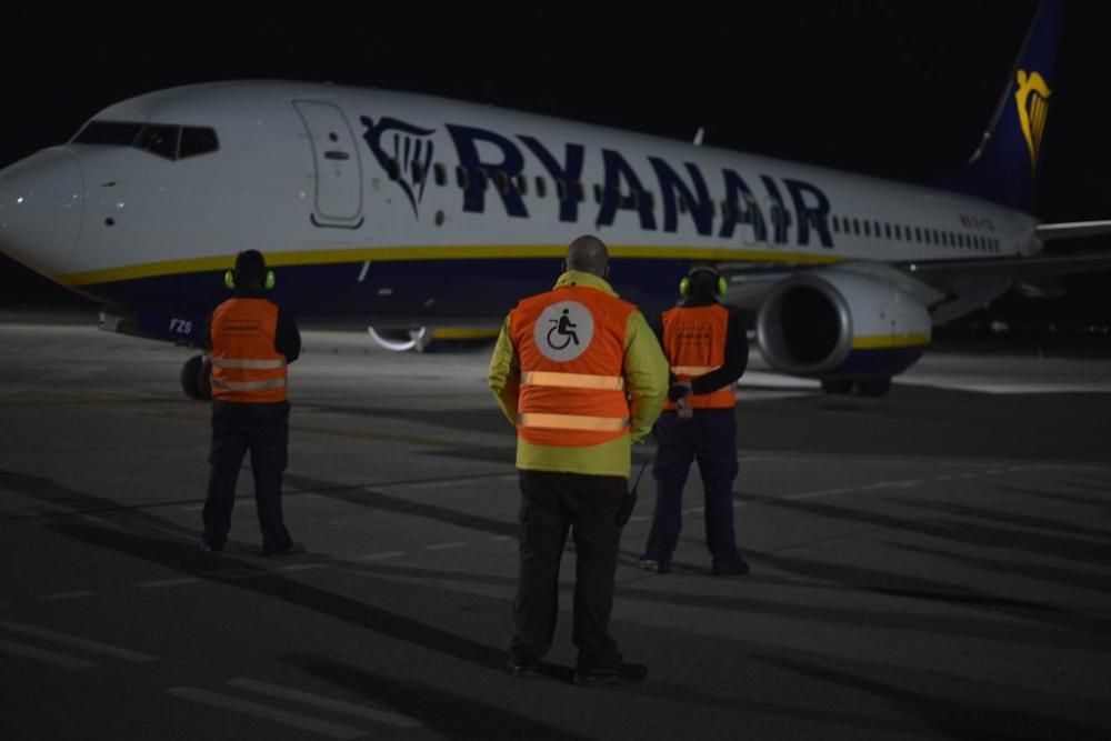 Último día de apertura del aeropuerto de San Javie