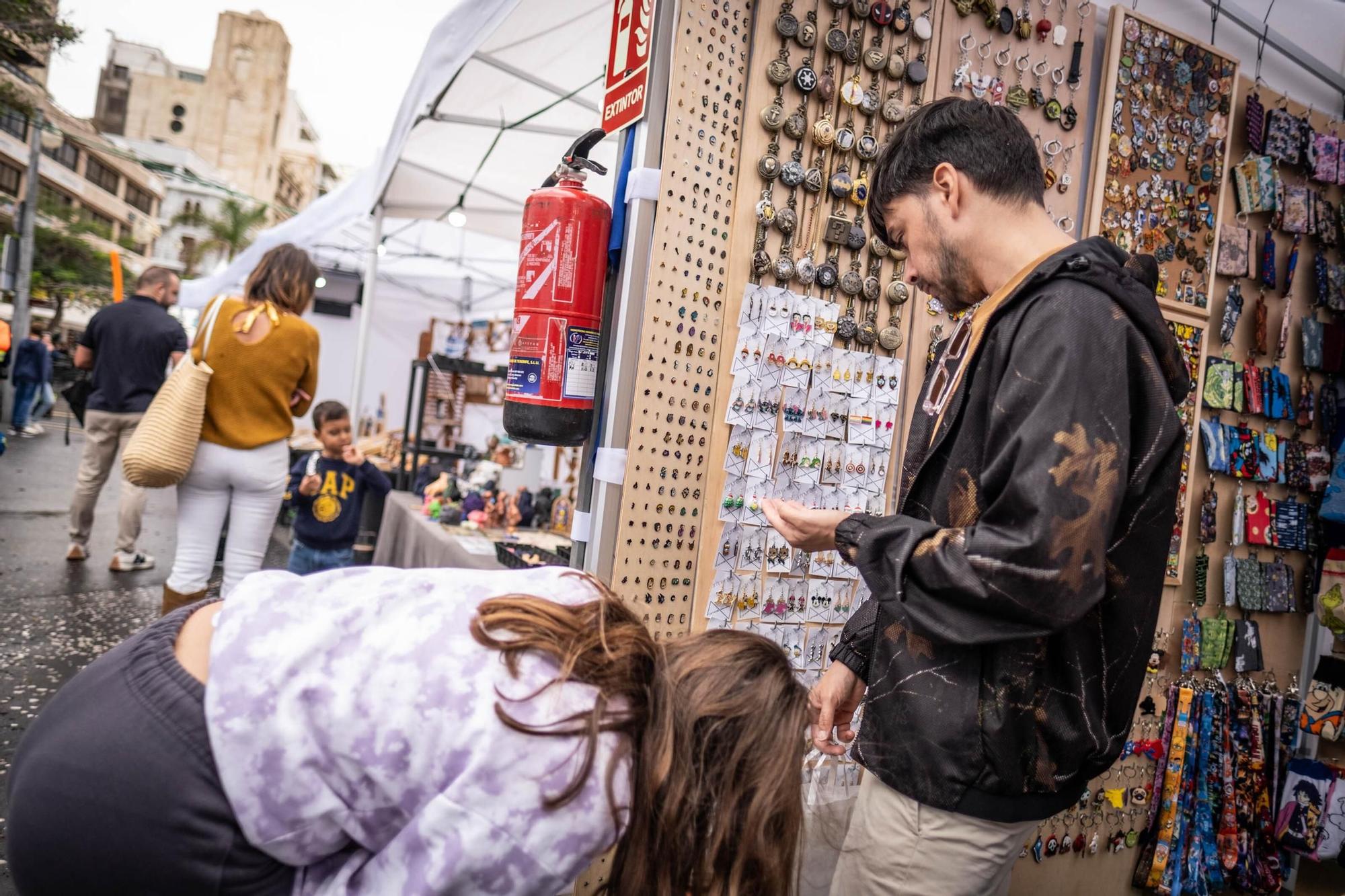 Actividades en las calles de Santa Cruz con motivo de Plenilunio