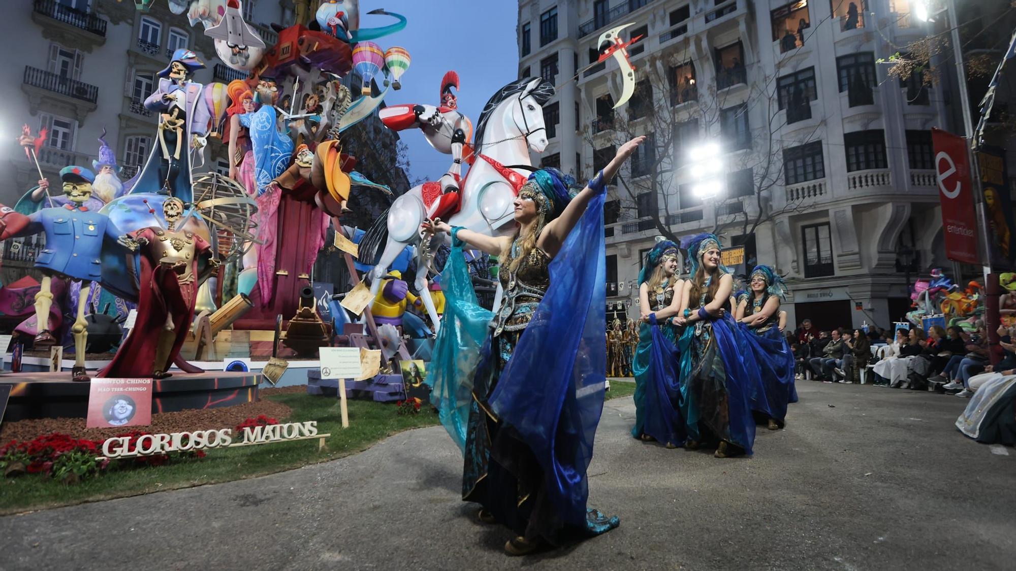 La Gran Parada Mora de la falla Almirante Cadarso, en imágenes