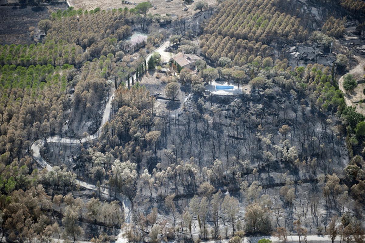 Casa aïllada a la zona de Capmany