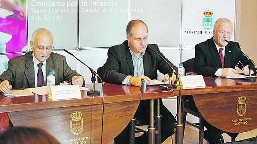 José Pérez, José Suárez Arias-Cachero y Carlos Rodríguez.