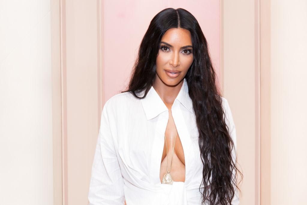 Kim Kardashian con ondas sirena