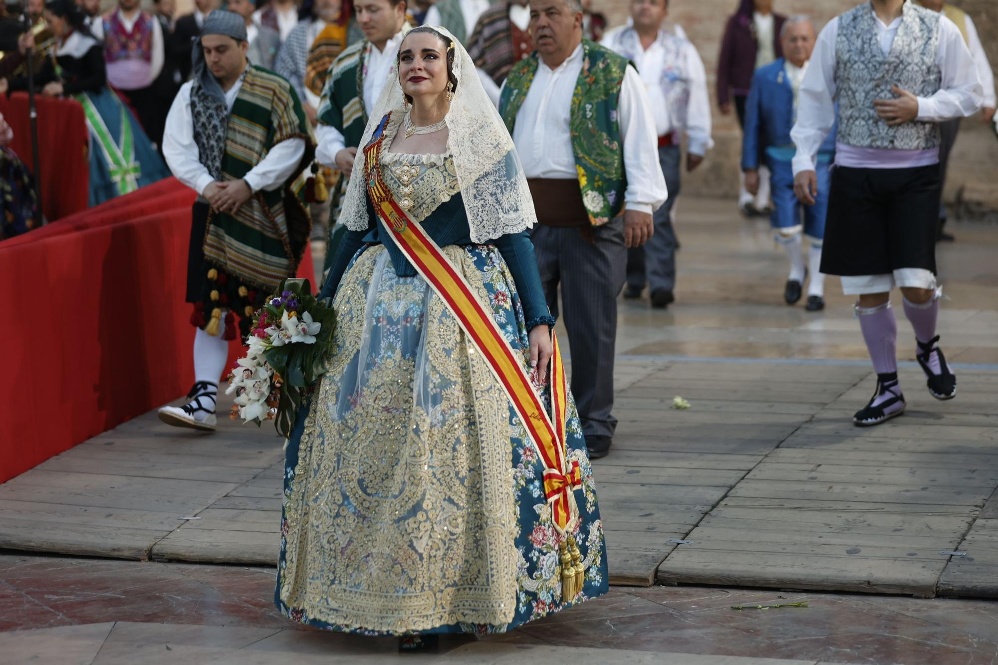 Ofrenda 2023 | Falleras Mayores e Infantiles de comisiones del 17 de Marzo (I)