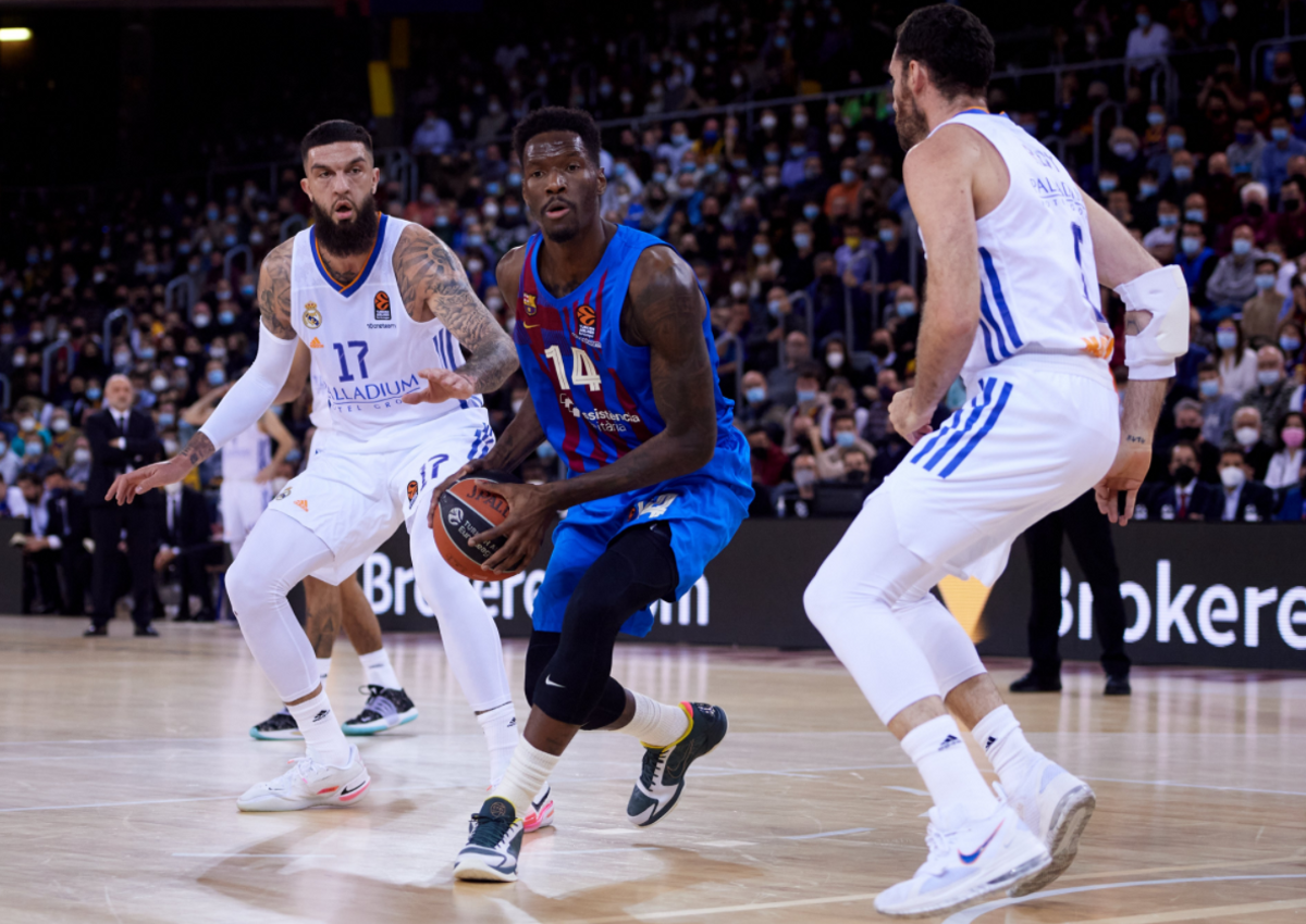 El jugador del Barça, Nigel Hayes, positiu per covid El jugador del Barça, Nigel Hayes, positiu per covid