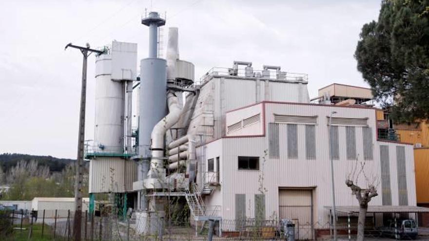 La planta de Campdorà està en obres però ara s&#039;haurà d&#039;aturar un temps.