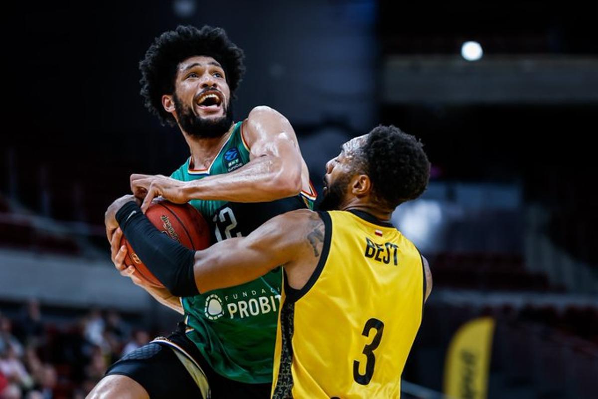 El Joventut sufrió para imponerse al cuadro polaco