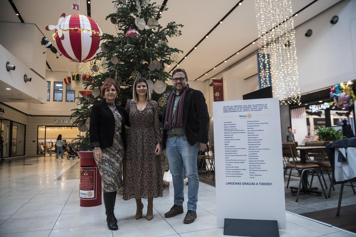 Galería | El Rotary Club pide ayuda para una zona de juegos en el hospital San Pedro de Cáceres