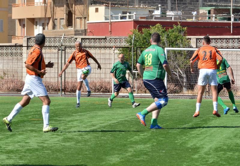 26/06/2018 MELENARA, TELDE. Triangular de fútbol de Taxistas. YAIZA SOCORRO.  | 26/06/2018 | Fotógrafo: Yaiza Socorro